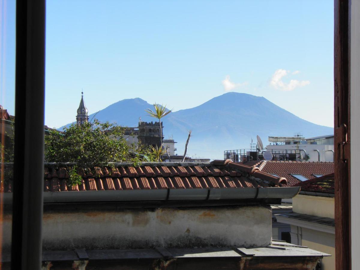 La Luna D'irene Apartment Naples